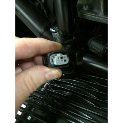 Konektor pro připojení navigace a příslušenství