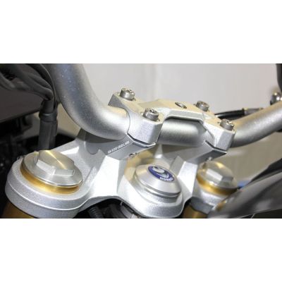 Zvýšení řidítek o 30mm nahoru, 25mm dozadu pro BMW F850GS/A