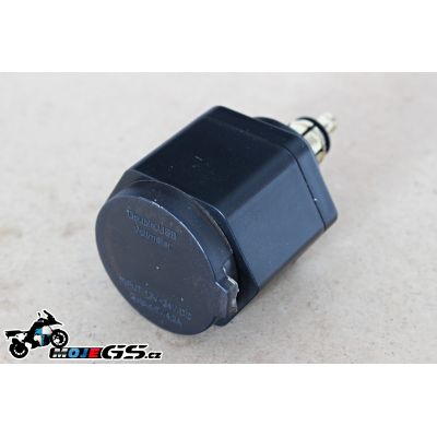 Adapter z 12V na 2xUSB do mini zásuvky (2100mA) s ukazatelem napětí baterie