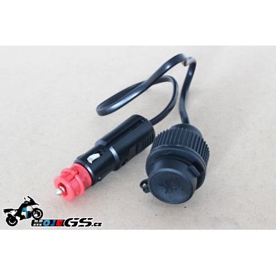 Redukce z malé zásuvky na velkou s kabelem 40cm