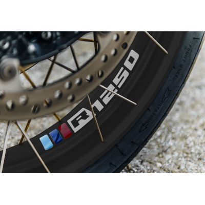 Samolepky "trikolora R1250" na přední a zadní kolo pro R1250GS Adventure 2018+, stříbrné