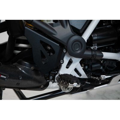 Kryty zadní brzdové pumpy a kardanu SW-Motech pro BMW R1250GS/A, R1200GS/A LC 2013-2018
