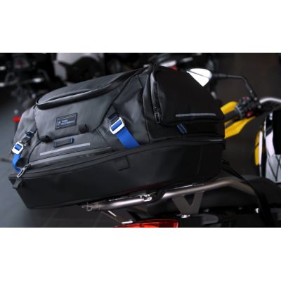Malá zadní taška 42l na nosič BMW Black Collection