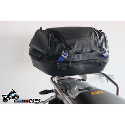Malá zadní taška 42l na nosič BMW Black Collection