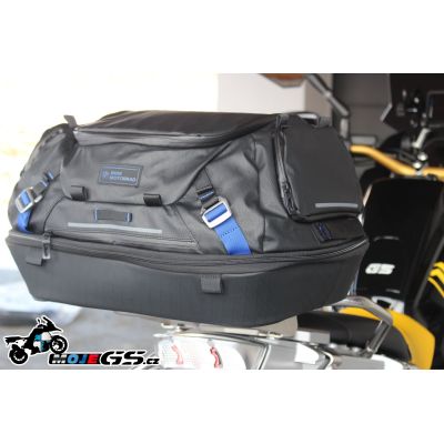 Malá zadní taška 42l na nosič BMW Black Collection