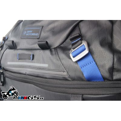Malá zadní taška 42l na nosič BMW Black Collection