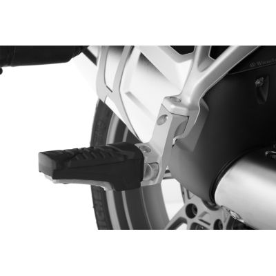 Snížení zadních stupaček Wunderlich o 4cm pro R1250GS/A, R1200GS/A LC 2013-2018