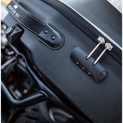 Sada bočních pevných tašek Givi 2x 25L, černé