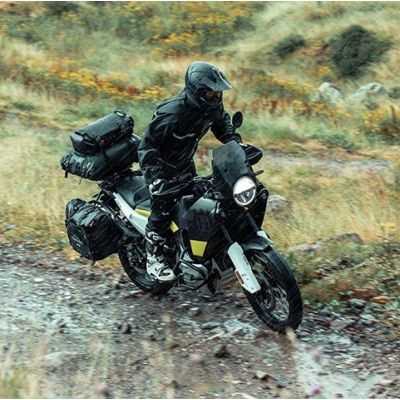 Rozšiřovací taška Givi 12L, černá