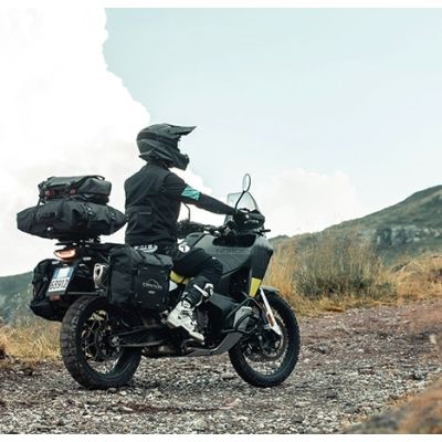 Rozšiřovací taška Givi 12L, černá