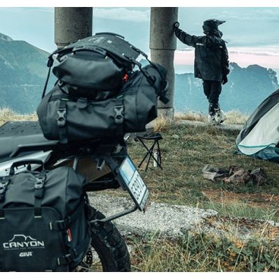 Rozšiřovací taška Givi 12L, černá