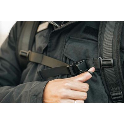 Multifunkční batoh SW-Motech 22l na záda, nosič, víko kufru..