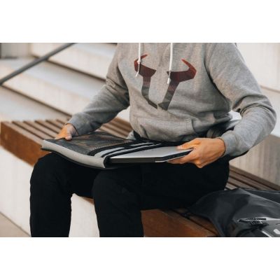 Multifunkční batoh SW-Motech 22l na záda, nosič, víko kufru..