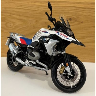 Model BMW R1250GS