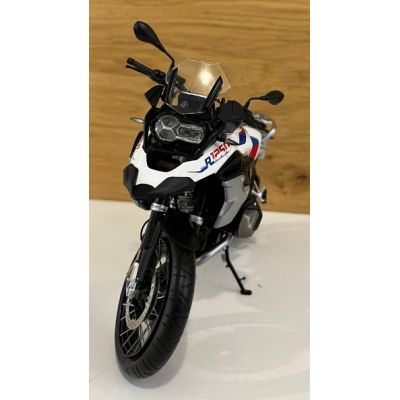 Model BMW R1250GS