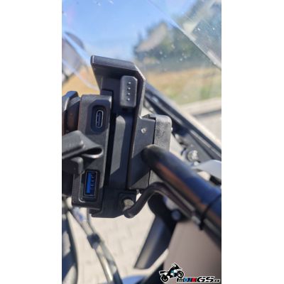 Adapter iz nosilca BMW Navigator na zaslon Interphone Ridesync / QUIKLOX nosilec telefona z napajanjem USB