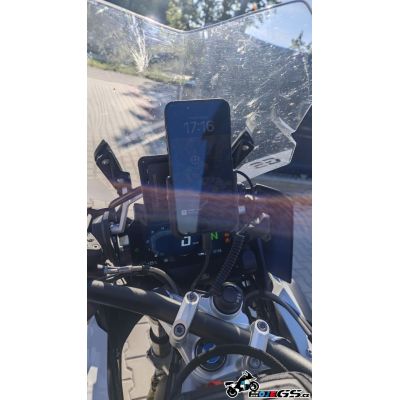 Adapter von der BMW Navigator-Halterung auf das Display Interphone Ridesync / QUIKLOX-Telefonhalterung mit USB-Stromversorgung