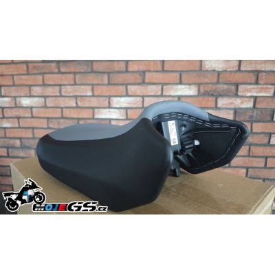 Asiento de confort estándar calefaccionado BMW para R1300GS 2023+