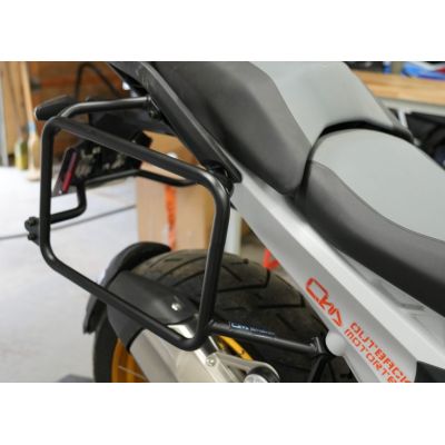 Supports de valises/sacs latéraux Outback Motortek pour BMW R1300GS 2023+