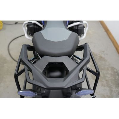 Suportes de bagageiras laterais Outback Motortek para BMW R1300GS 2023+