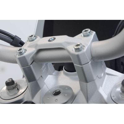 Povećanje upravljača SW-Motech za 30mm prema gore za BMW F900GS 24+, F850GS/A 18-23