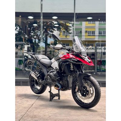 Quadros inferiores deslizantes Unit Garage para BMW R1300GS 2023+, pretos