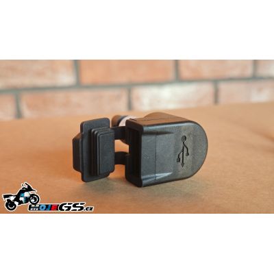 USB-C aljzat Plug and Play a BMW GS eredeti kicsi helyett