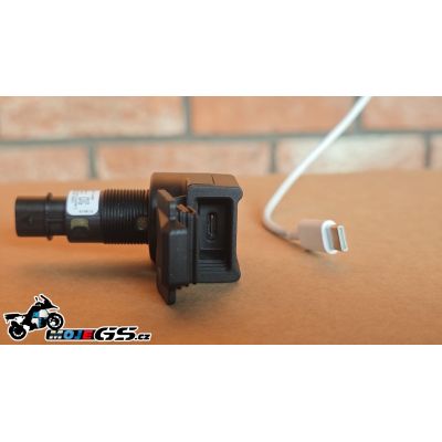 Puerto USB-C Plug and Play en lugar del original pequeño para BMW GS