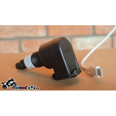 USB-C priključek Plug and Play namesto originalnega majhnega za BMW GS