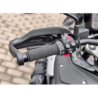 Protective neoprene handle covers