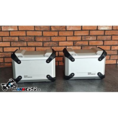 Alforjas laterales originales de aluminio para BMW R1300GS Adventure 2024+, plateadas