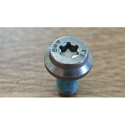 Șurub M8x16 pentru R1250GSA 2018-2024, F900GSA, F850GSA