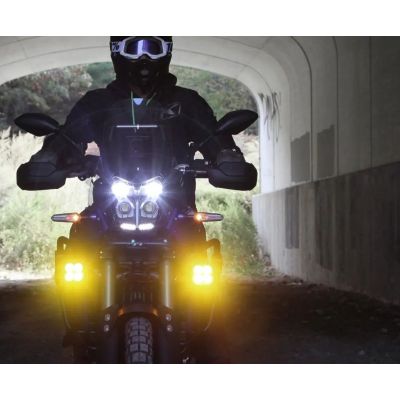 Luces LED adicionales Denali DL4 con tecnología Datadim, vidrio amarillo