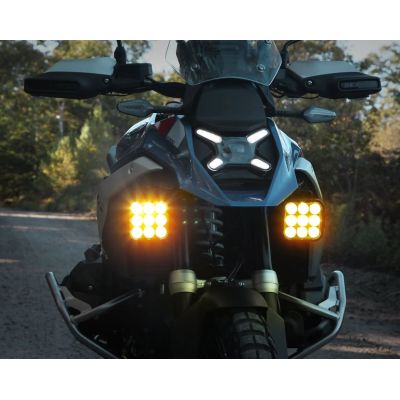 Přídavná LED světla Denali DL9 Datadim Technology, oranžové sklo