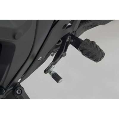 Leva di comando regolabile e leva del freno posteriore SW-Motech per BMW R1300GS/A 2023+