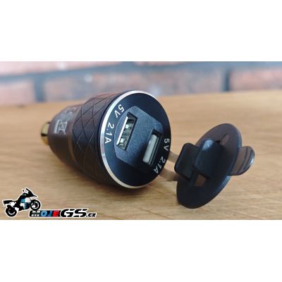 Зарядно устройство Interphone от 12V на 2x USB (A+A) за мини контакта (2x 2100 mA)