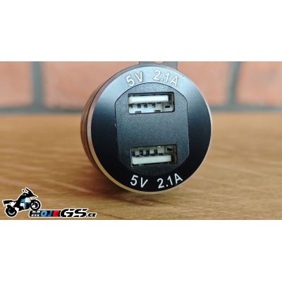 Adapter de încărcare Interphone de la 12V la 2x USB (A+A) pentru priza mini (2x 2100 mA)