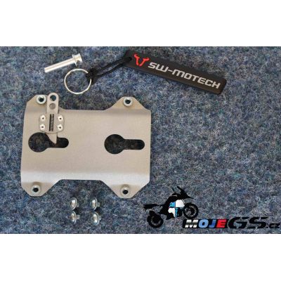 Rychloupínací element na kufry pro kanystr a lahve