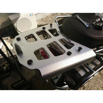 Kovová plotna pod topcase Kappa/Givi pro BMW R1200GS Adventure 2006-2013