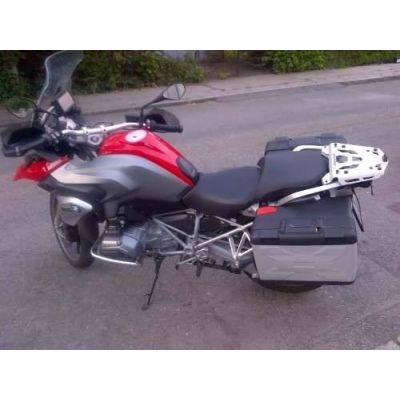 Kovová plotna pod topcase Kappa/Givi pro BMW R1250GS, R1200GS LC 2013-2018